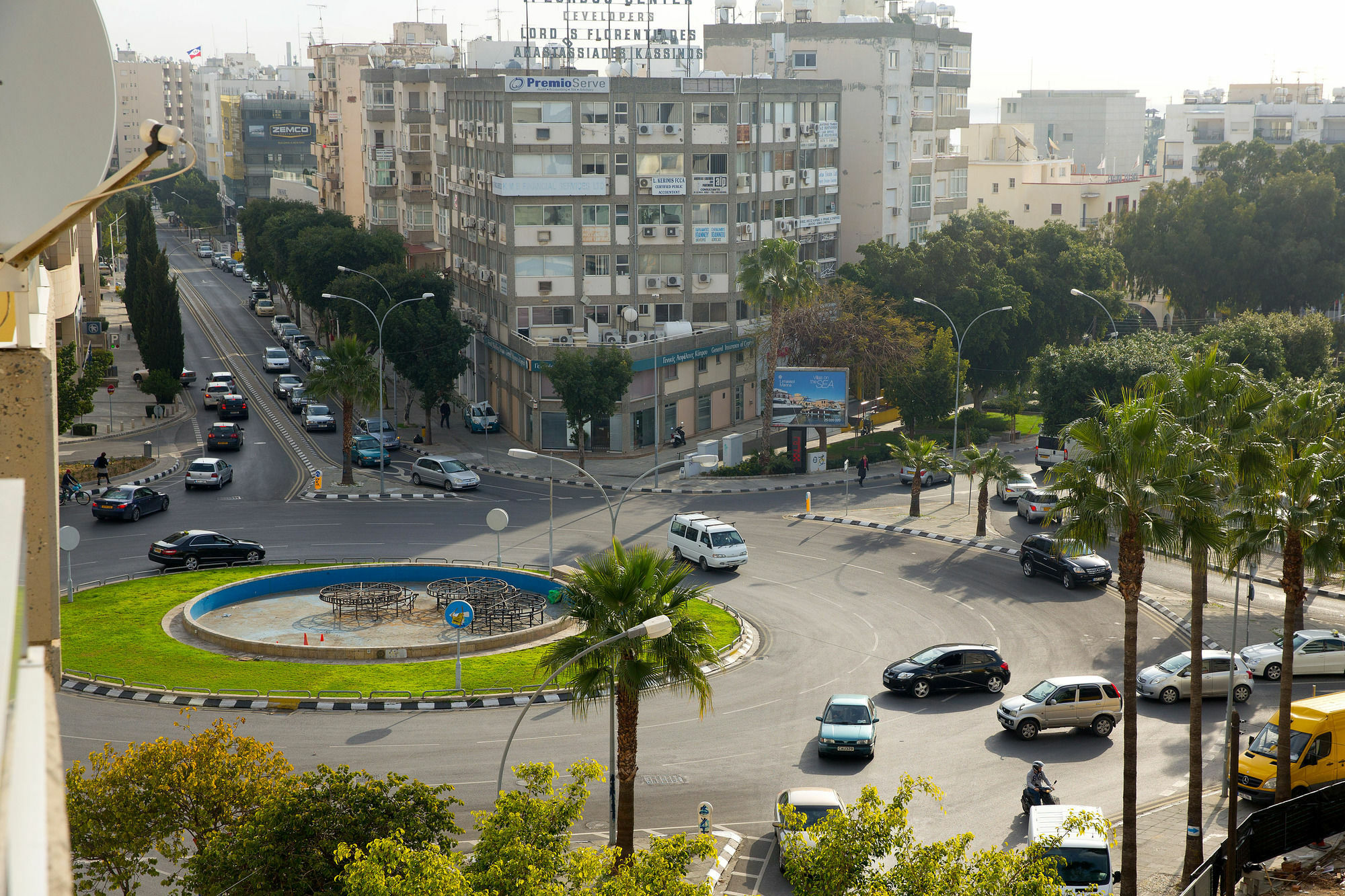 Seabreeze City Center Flat By Trulycyprus Limassol Exterior foto