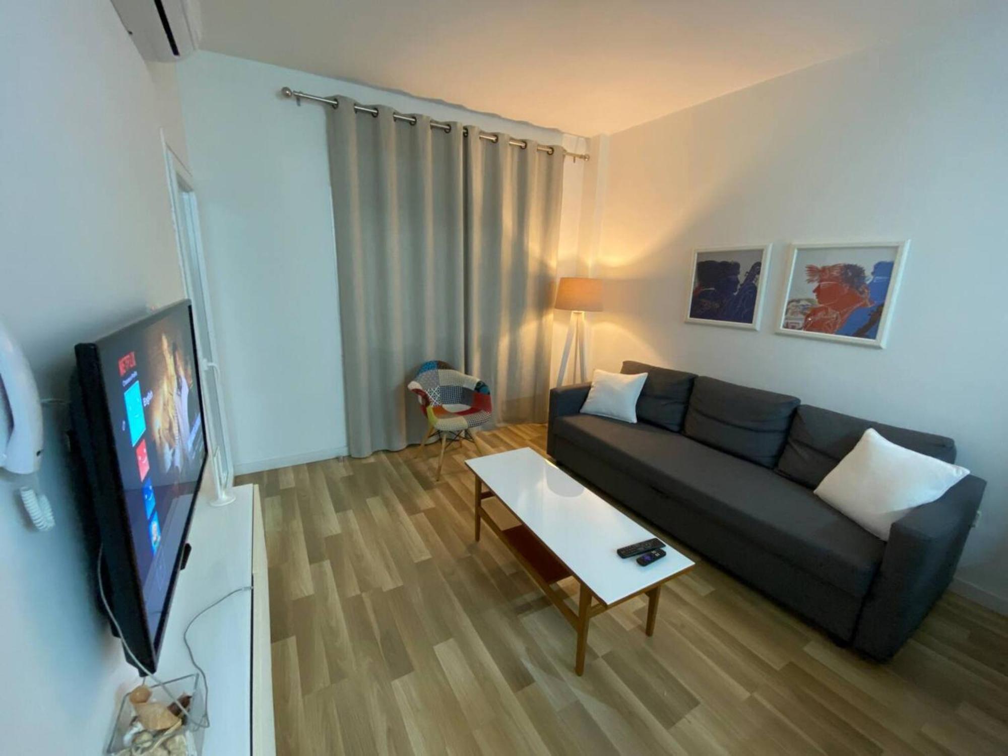 Seabreeze City Center Flats By Trulycyprus Limassol Exterior foto